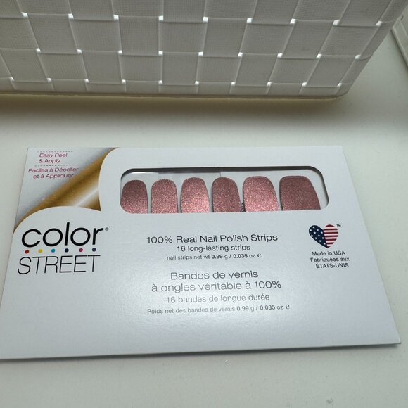 Gratitude is Everything, Color Street Nail Polish Strips - Picture 3 of 3